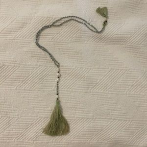 Beautiful pearl and beaded long necklace 🇨🇦